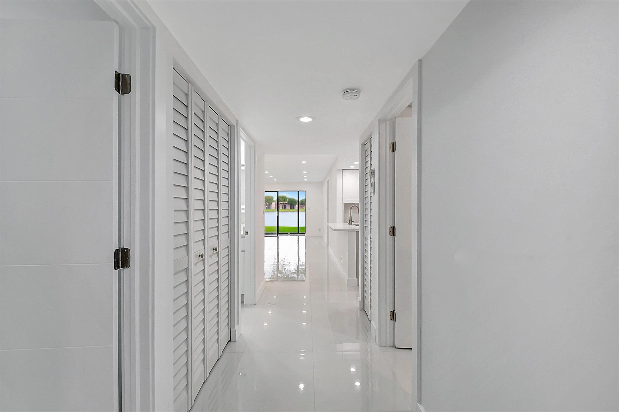 lakes of delray - Residential Lease