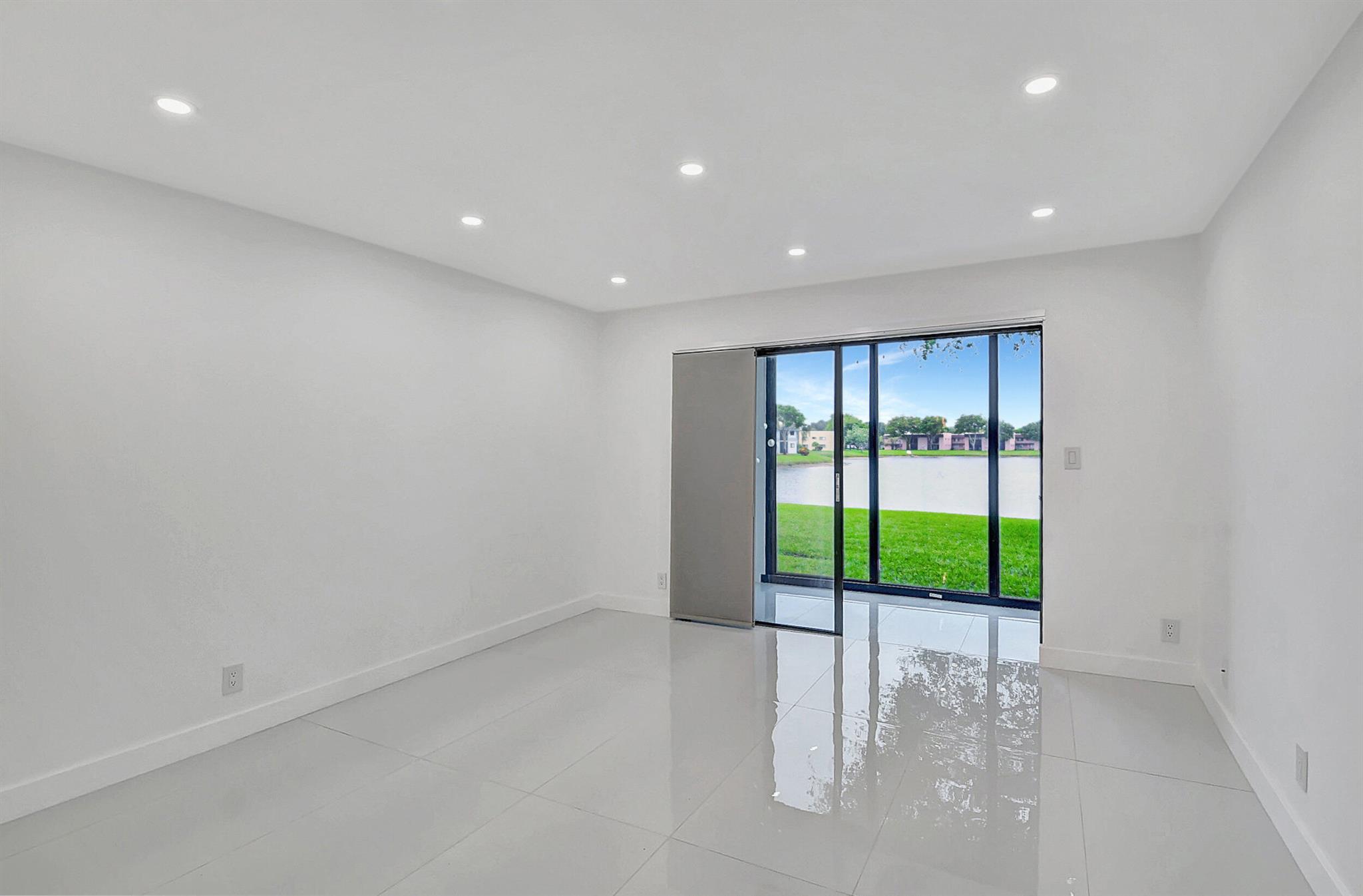 lakes of delray - Residential Lease