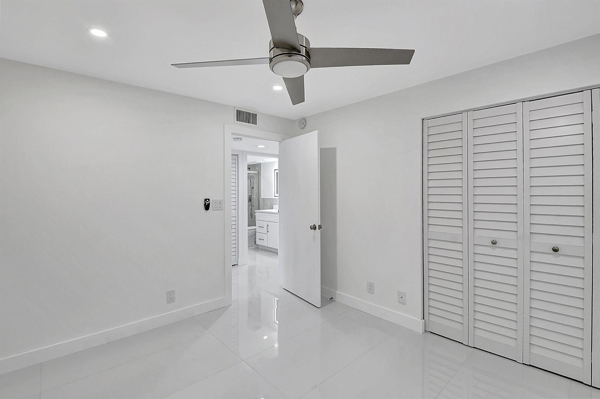 lakes of delray - Residential Lease