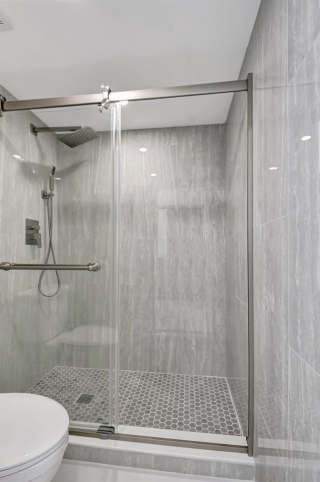 lakes of delray - Residential Lease