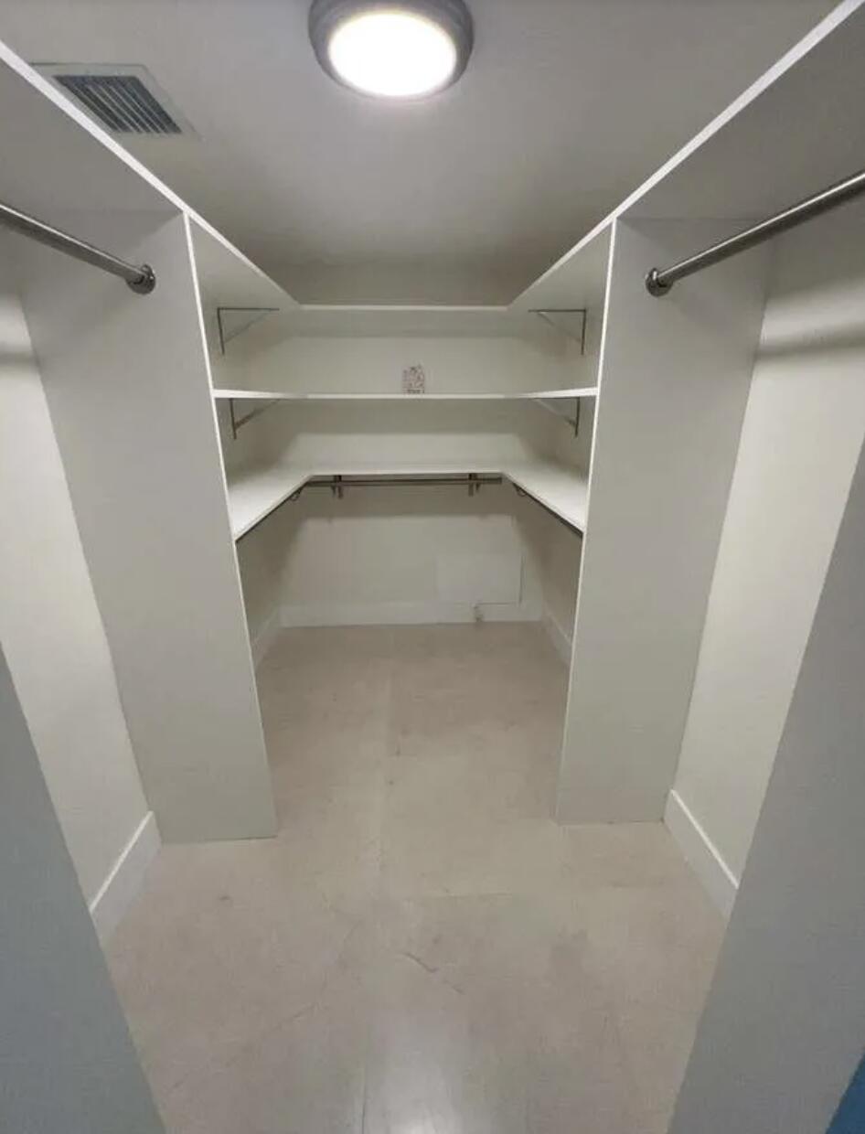 Tropic Isle - Residential Lease