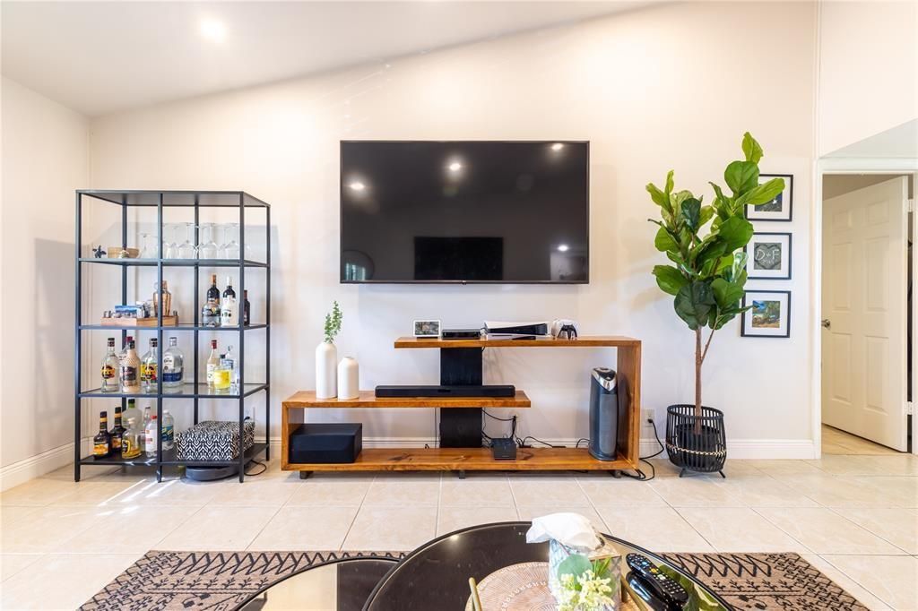 Photo of 1 Via De Casas Sur #203, Boynton Beach, FL 33426 (MLS # F10435770)