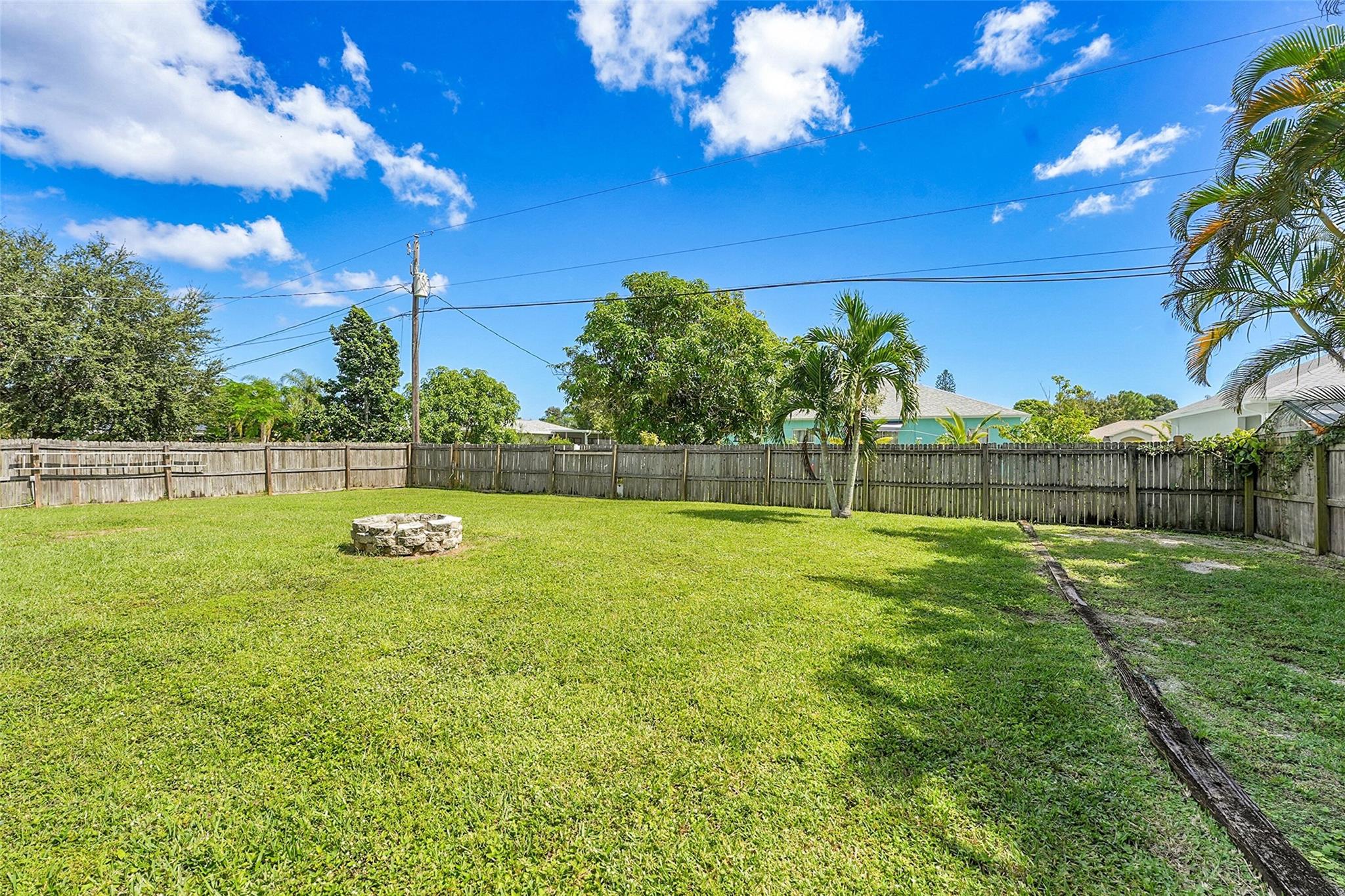 PORT ST LUCIE SECTION 27 - Residential