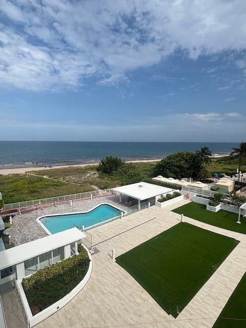 Photo of 1850 S OCEAN Boulevard #509, Lauderdale By The Sea, FL 33062 (MLS # B26056340)