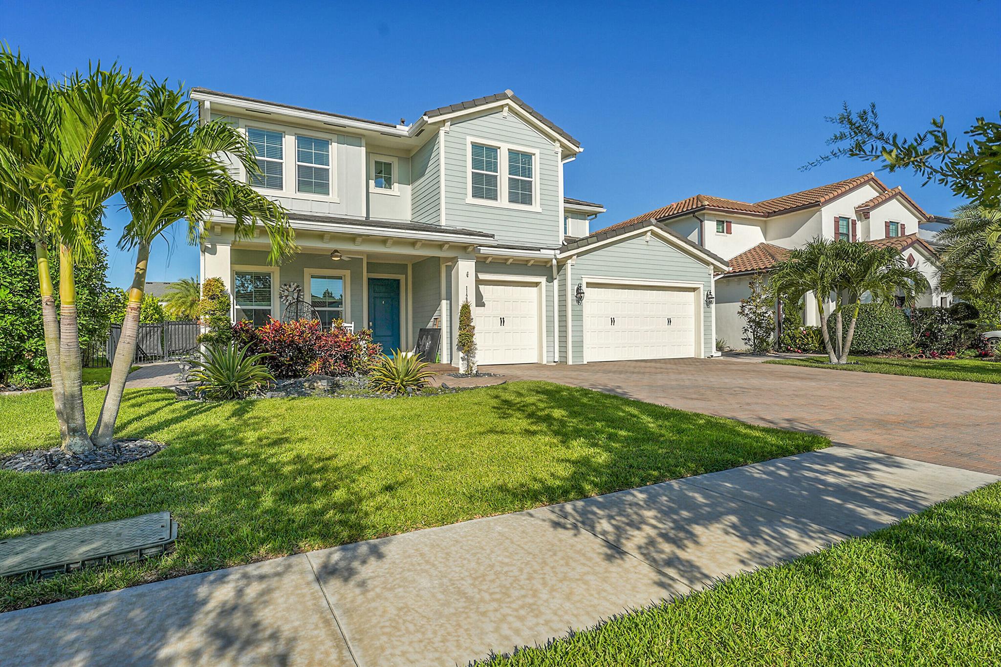 1120 Wandering Willow Way, Loxahatchee, FL, 33470/$935,000 4 1120 Wandering Willow Way