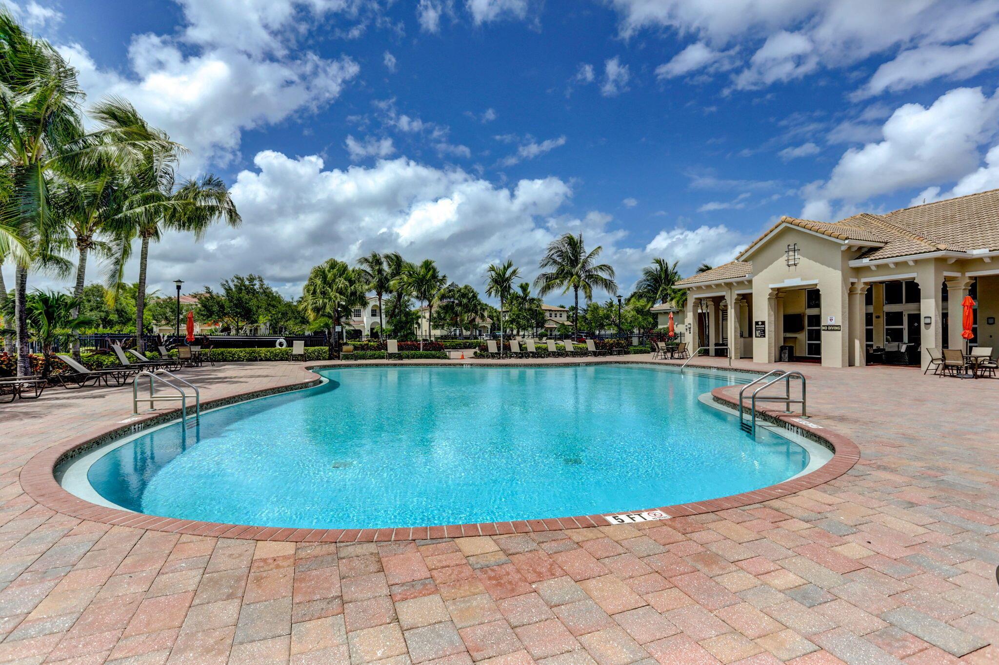 Rialto - Loxahatchee Rese - Residential