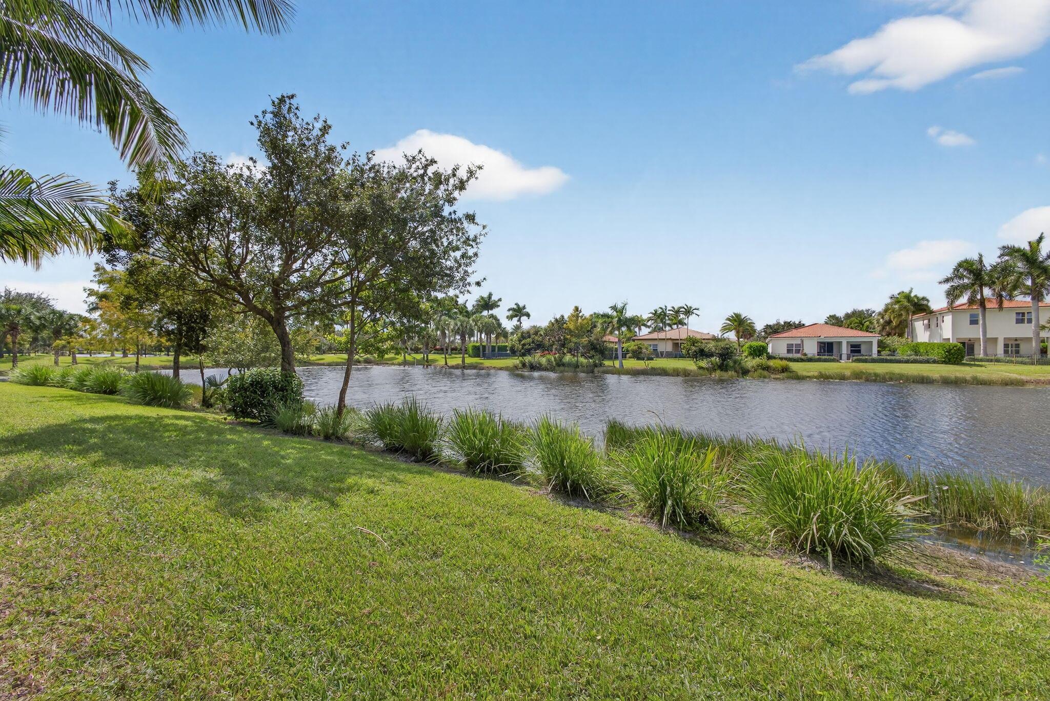 Rialto - Loxahatchee Rese - Residential