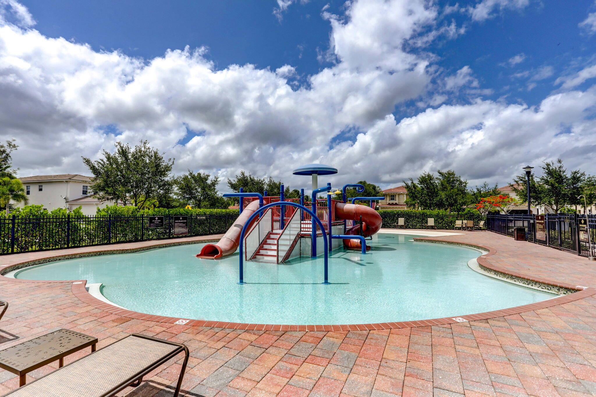 Rialto - Loxahatchee Rese - Residential