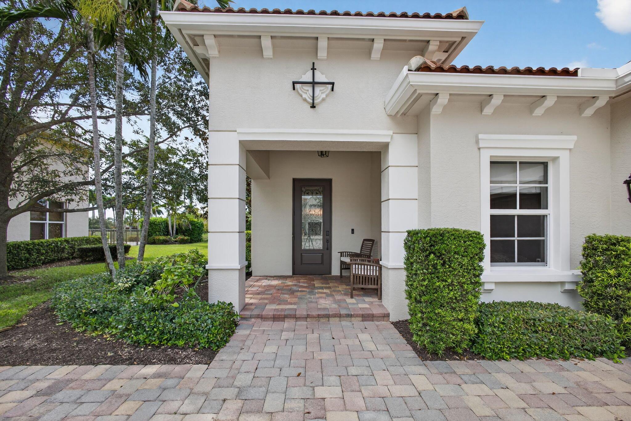 View photos, virtual tours, details... 221 Porgee Rock Place