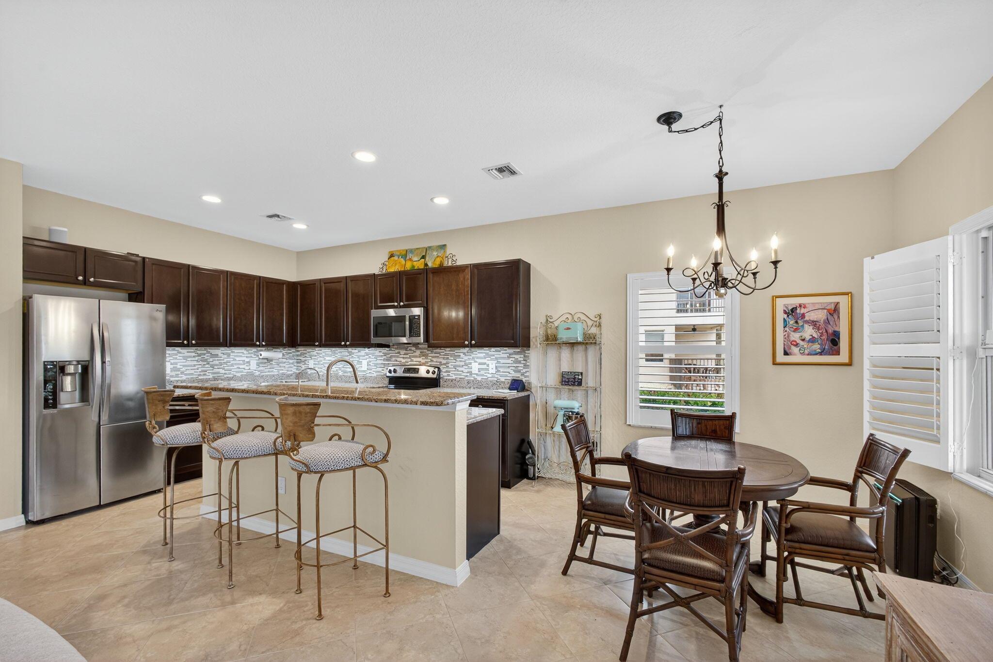 Rialto - Loxahatchee Rese - Residential