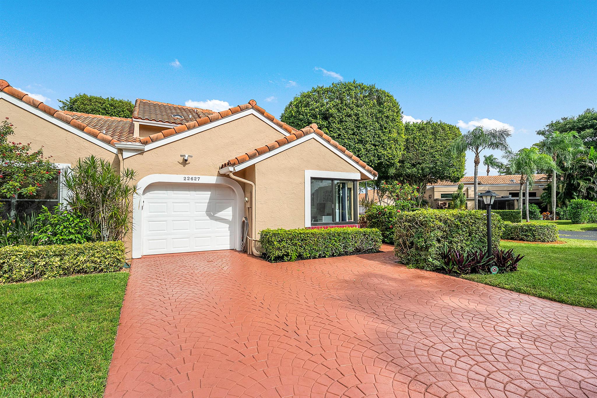 MERIDIANA AT BOCA POINTE - Residential