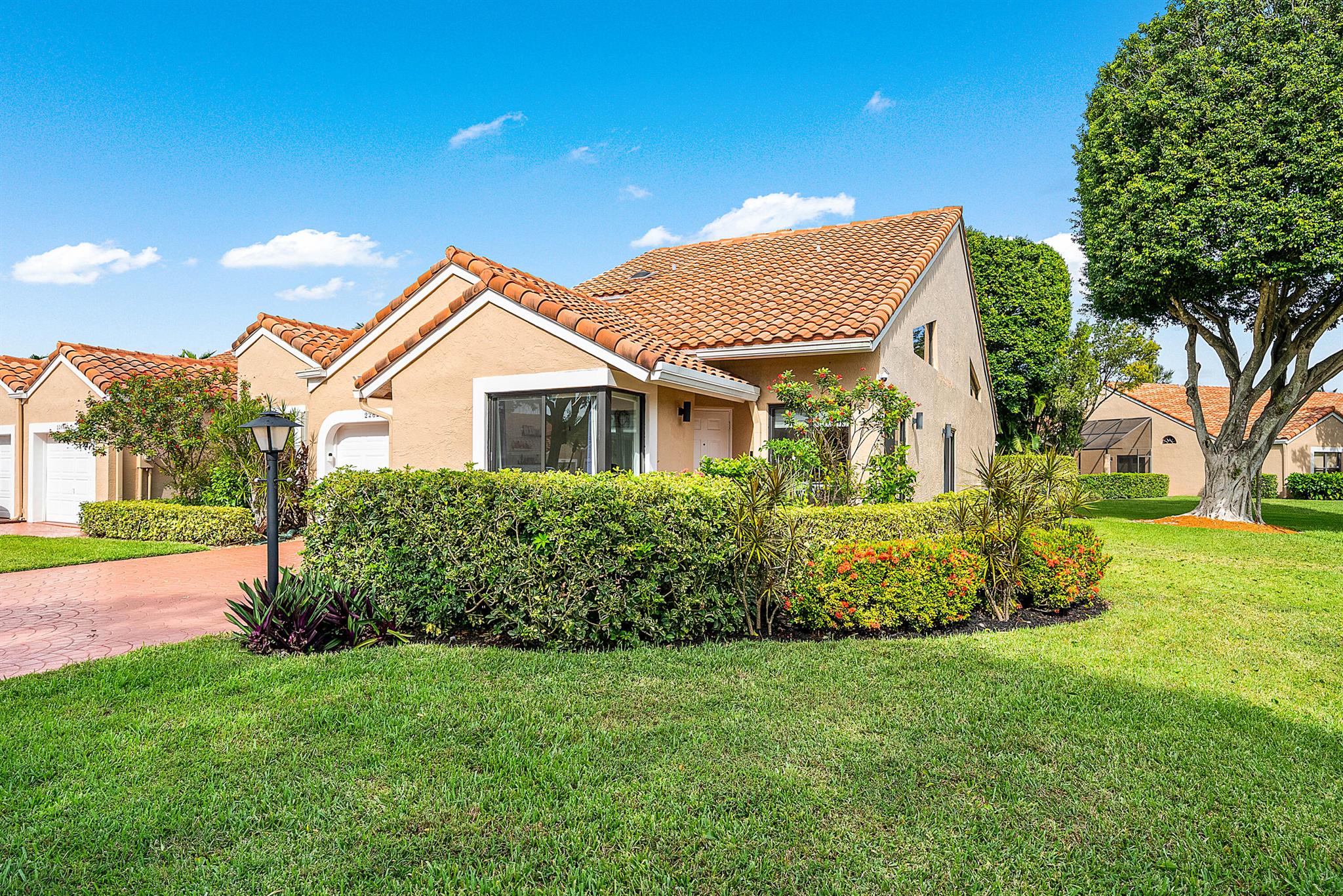 MERIDIANA AT BOCA POINTE - Residential