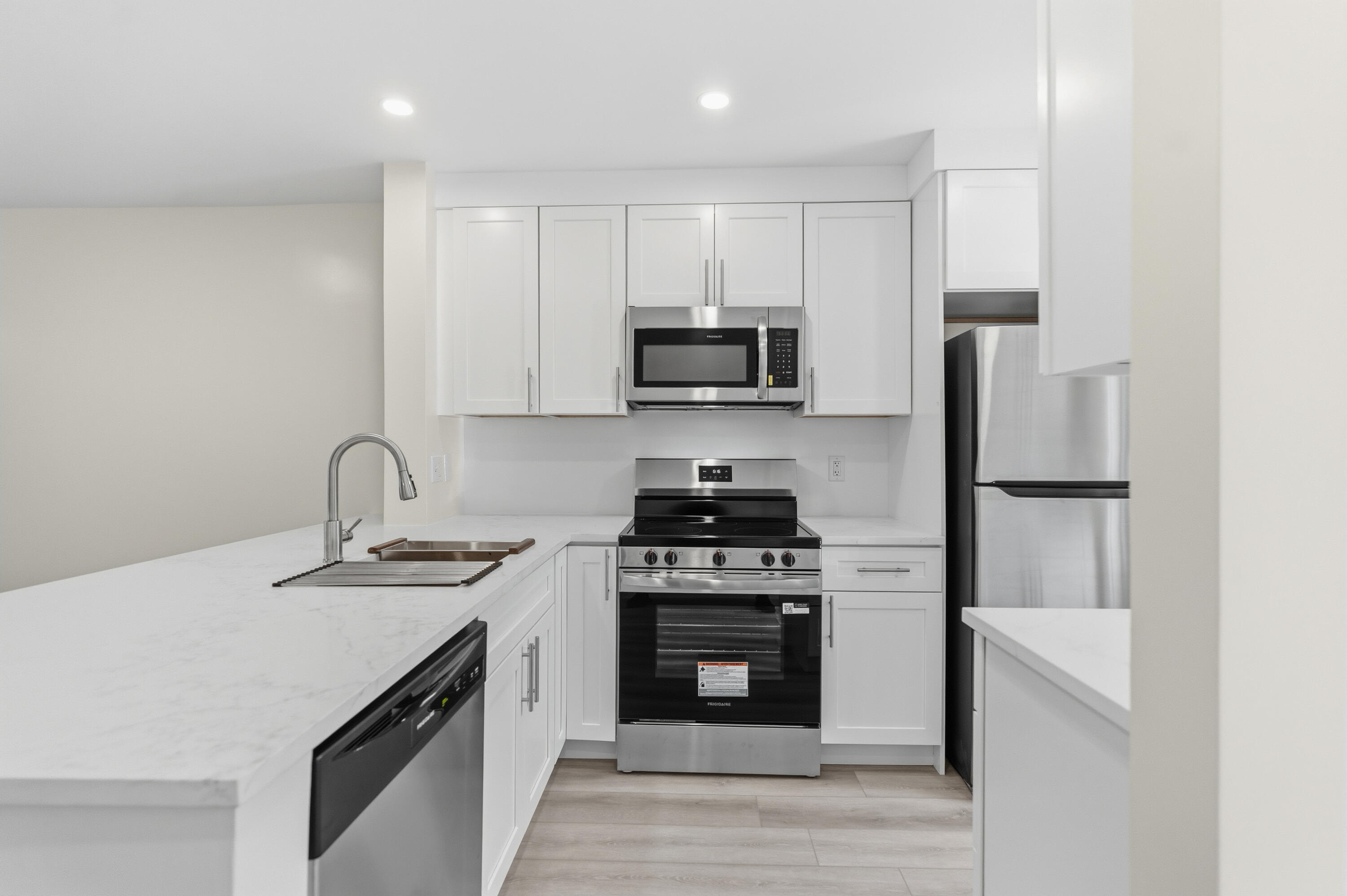 NORTH LEISURE GARDENS CONDO - Residential