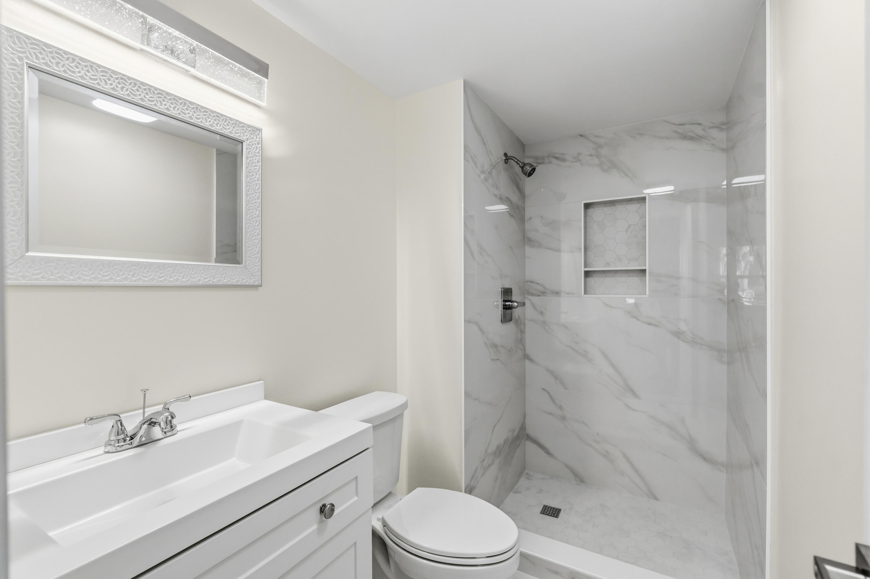 NORTH LEISURE GARDENS CONDO - Residential