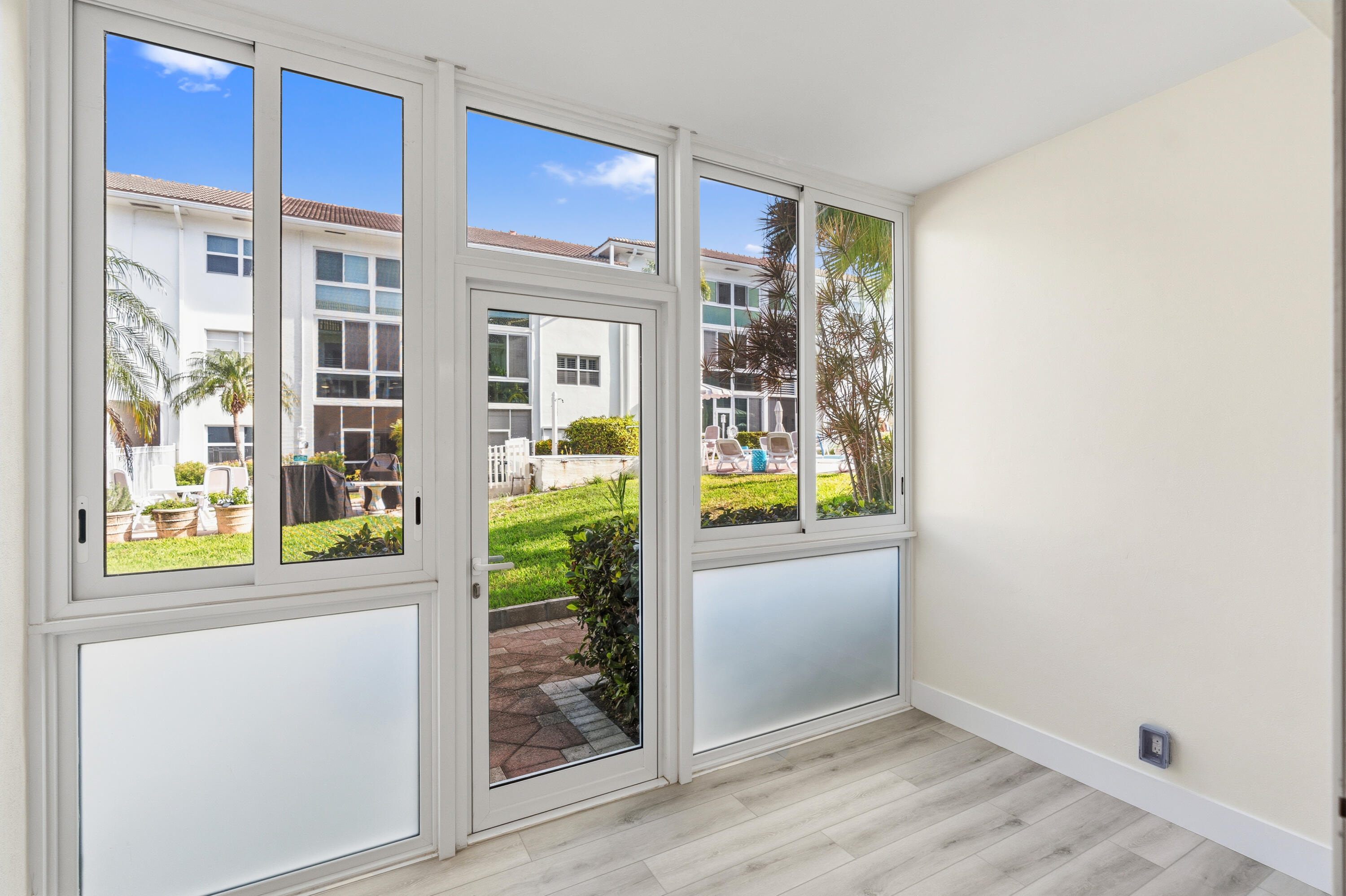 NORTH LEISURE GARDENS CONDO - Residential