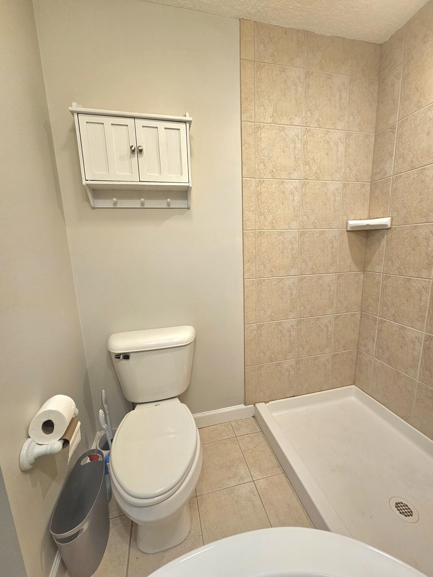 COTTAGES AT THE LAKE - Residential