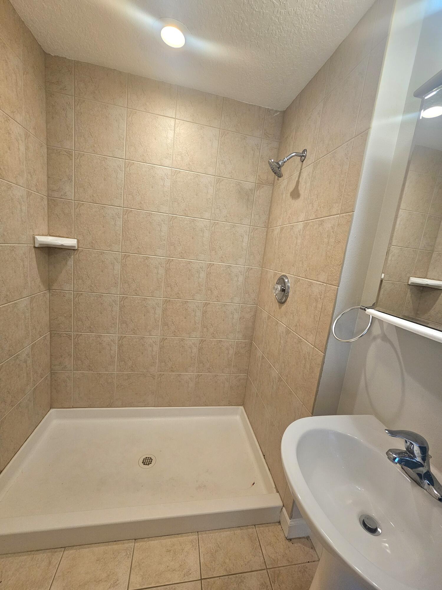 COTTAGES AT THE LAKE - Residential