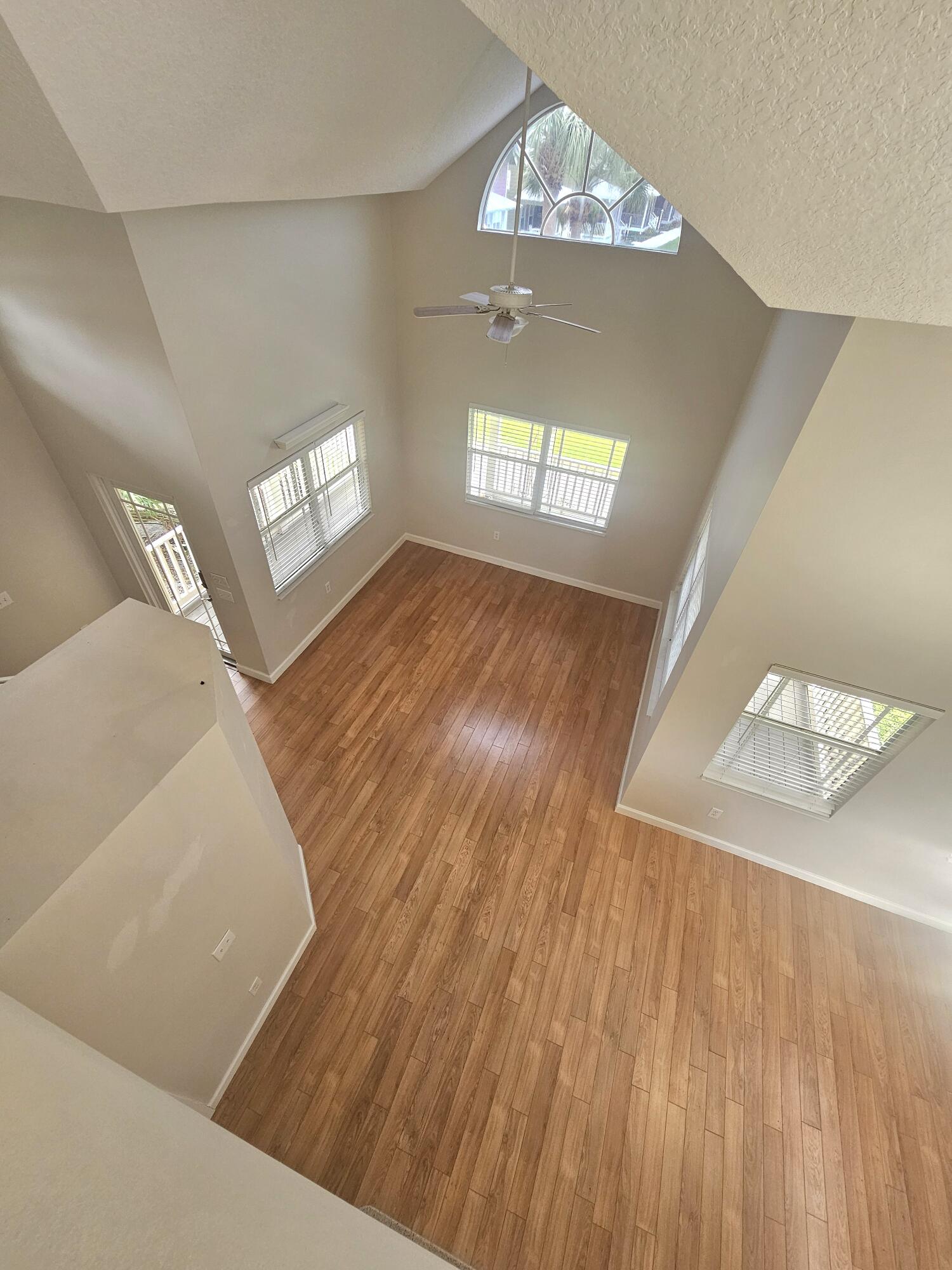 COTTAGES AT THE LAKE - Residential