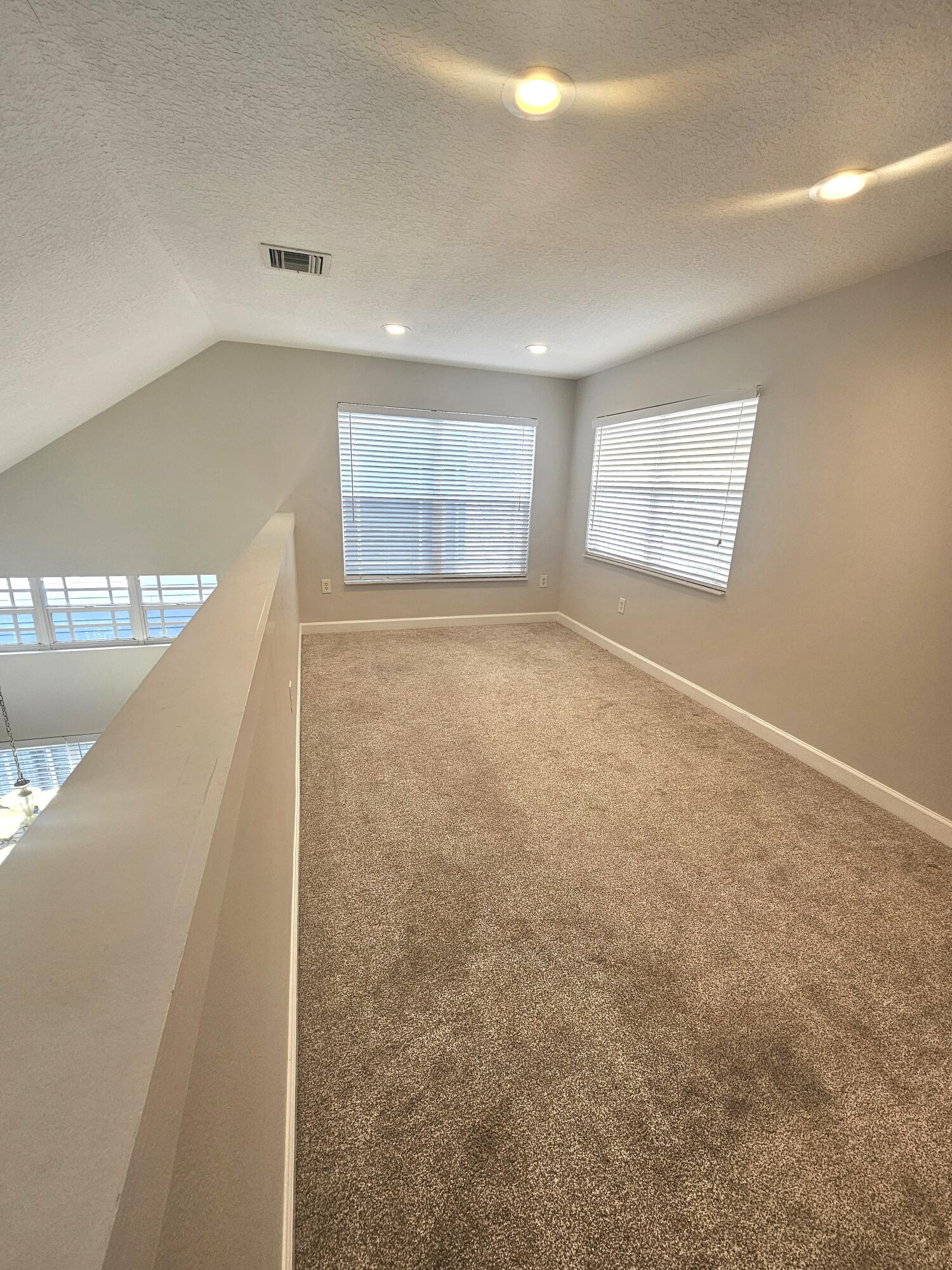 COTTAGES AT THE LAKE - Residential