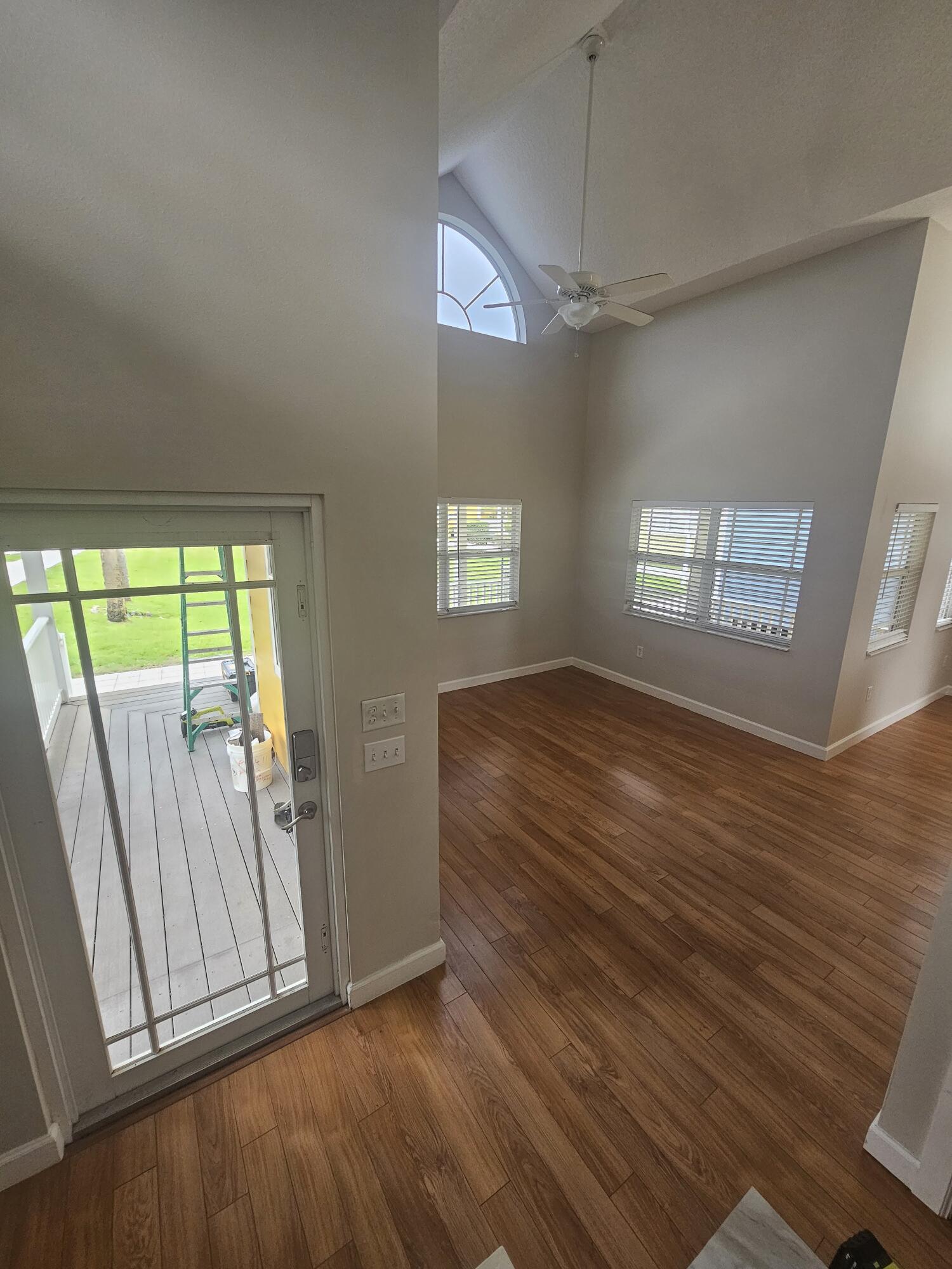 COTTAGES AT THE LAKE - Residential