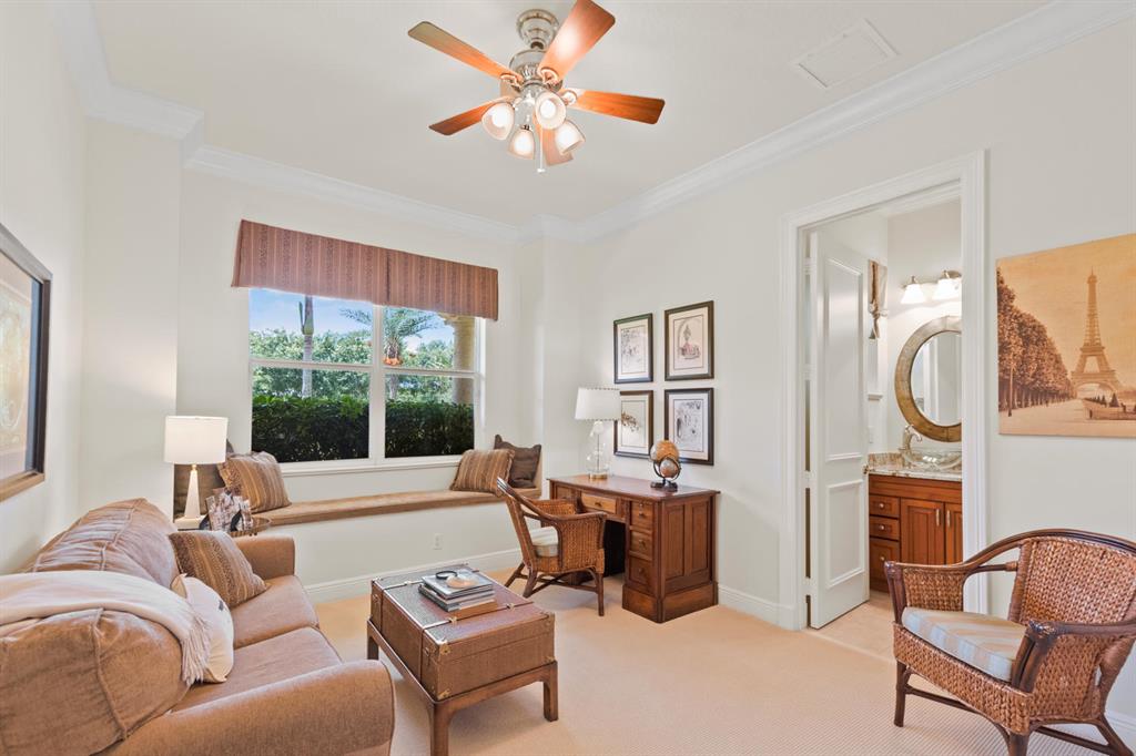 PALM BEACH POINT - Residential