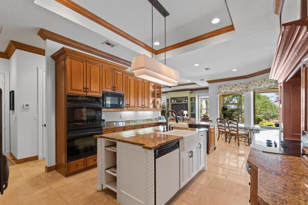 PALM BEACH POINT - Residential