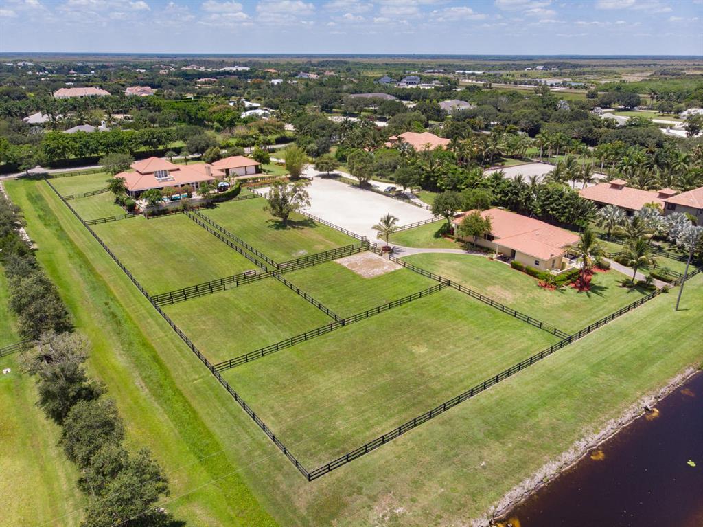 PALM BEACH POINT - Residential