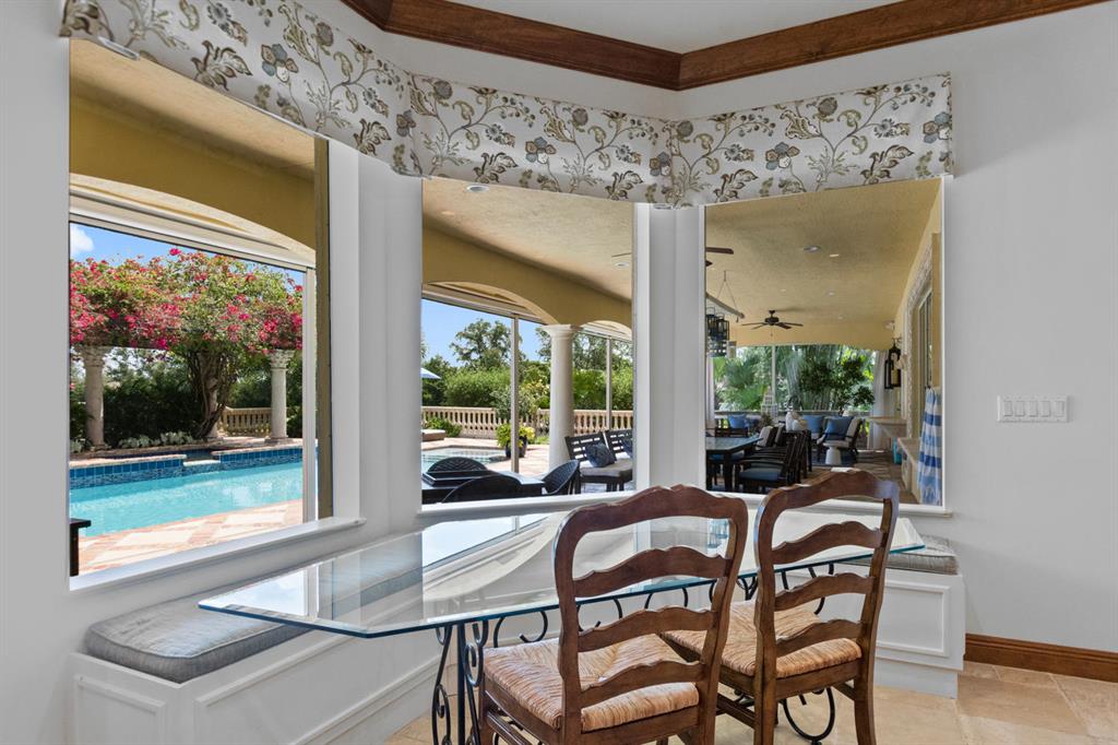 PALM BEACH POINT - Residential