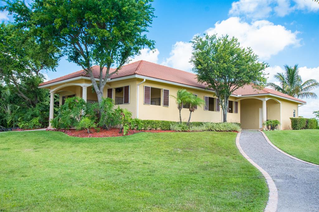 PALM BEACH POINT - Residential