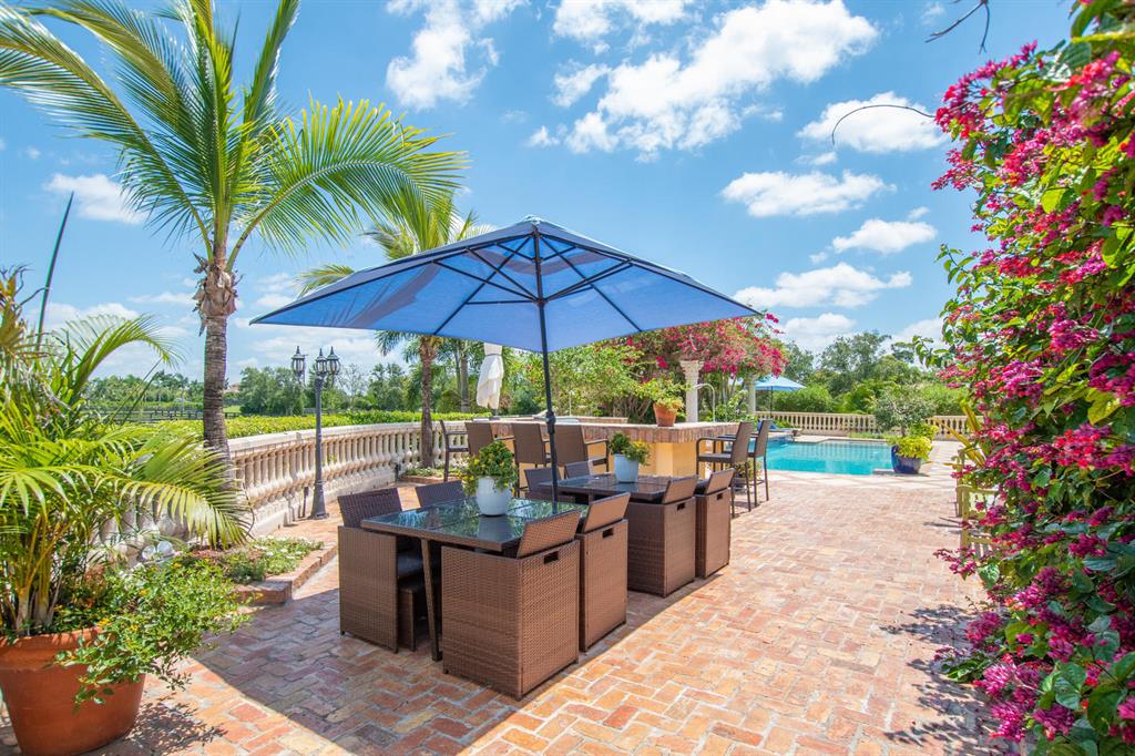 PALM BEACH POINT - Residential