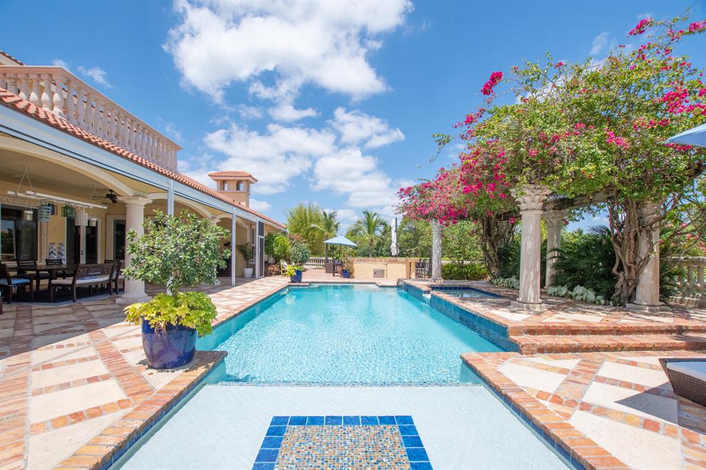 PALM BEACH POINT - Residential