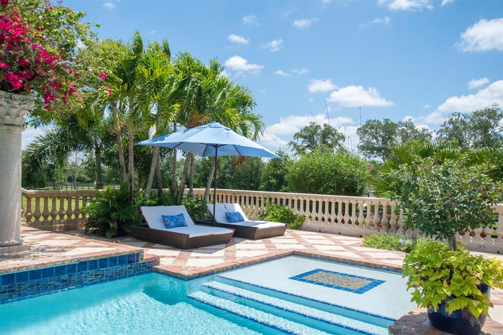 PALM BEACH POINT - Residential