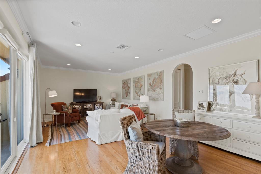 PALM BEACH POINT - Residential