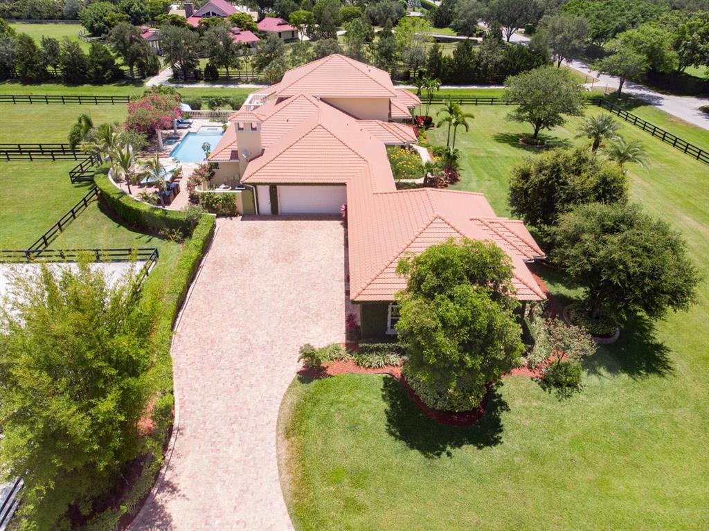 PALM BEACH POINT - Residential