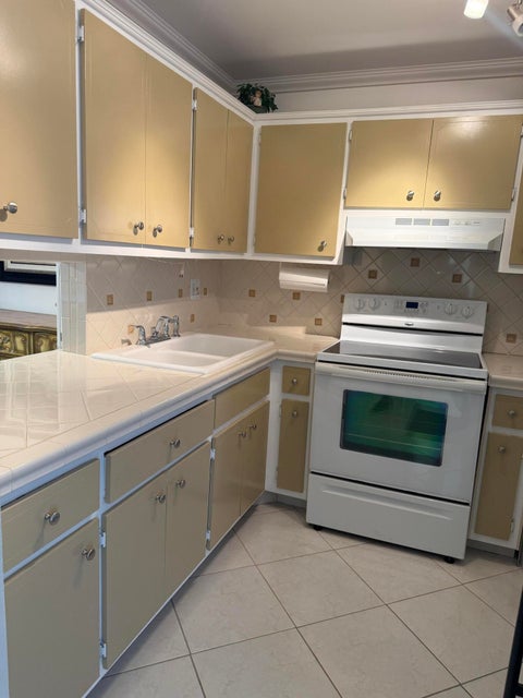 Tiny photo for 2800 NW 47TH Terrace #304B, Lauderdale Lakes, FL 33313 (MLS # B26091005)