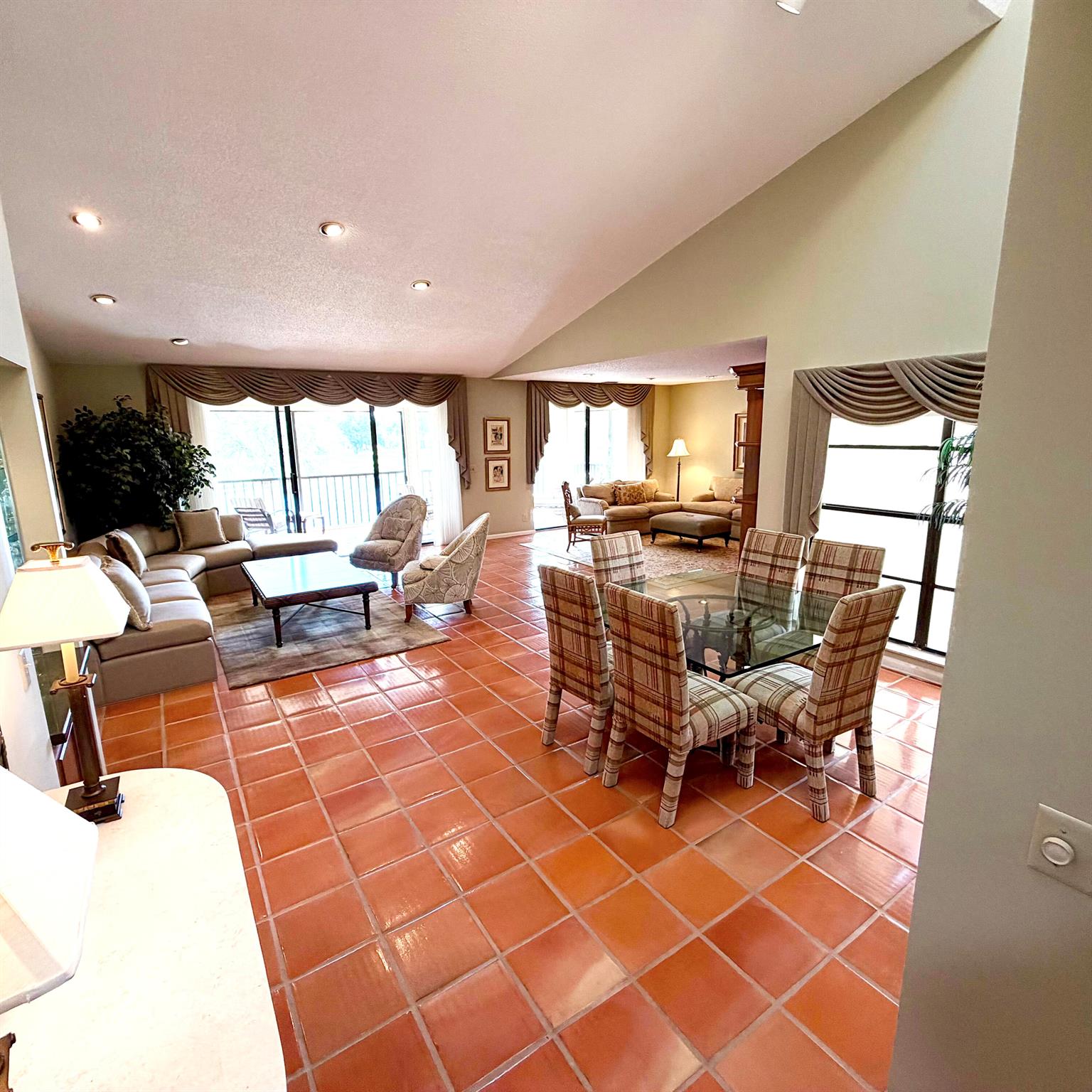 EASTGATE II AT HUNTERS RU - Residential