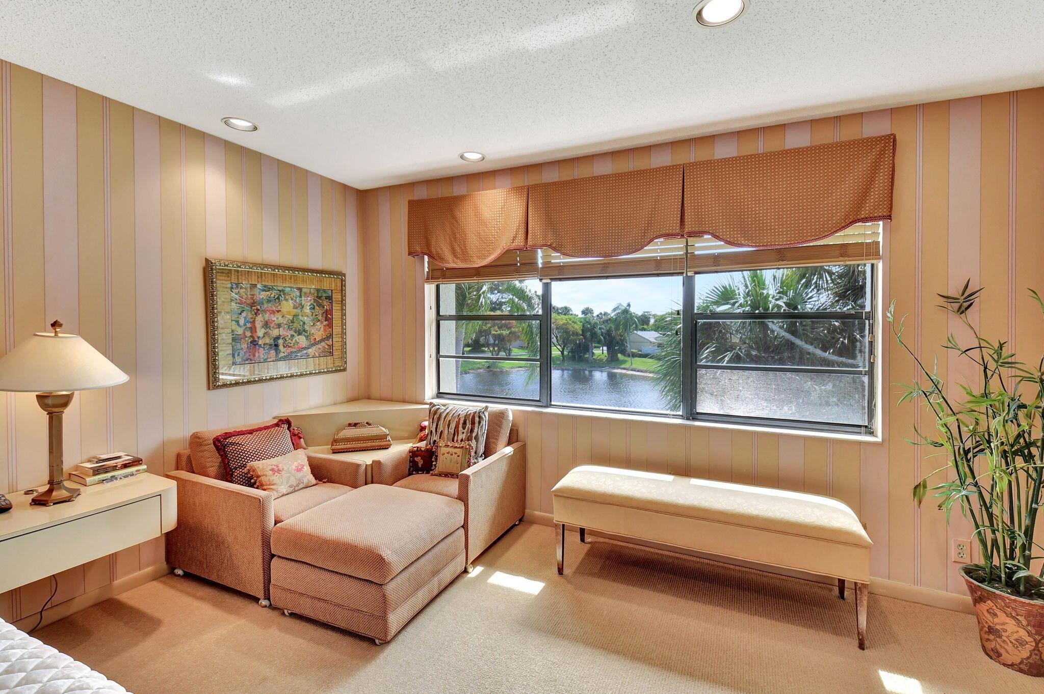 EASTGATE II AT HUNTERS RU - Residential