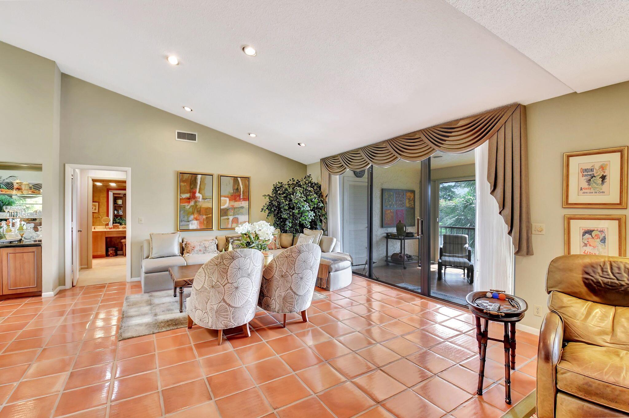 EASTGATE II AT HUNTERS RU - Residential