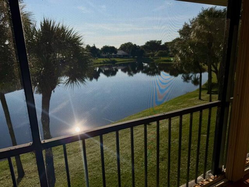 Photo of 22 Eastgate Drive #D, Boynton Beach, FL 33436 (MLS # R11145753)