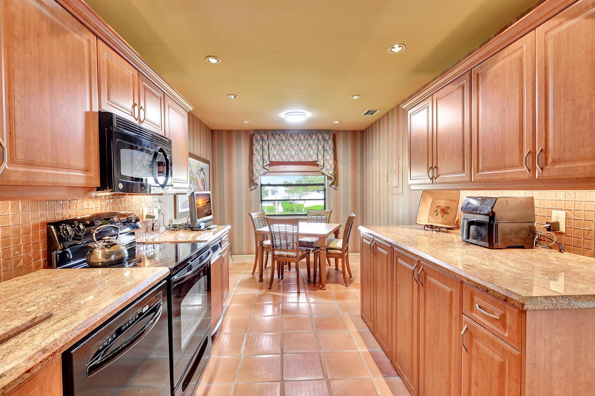 EASTGATE II AT HUNTERS RU - Residential