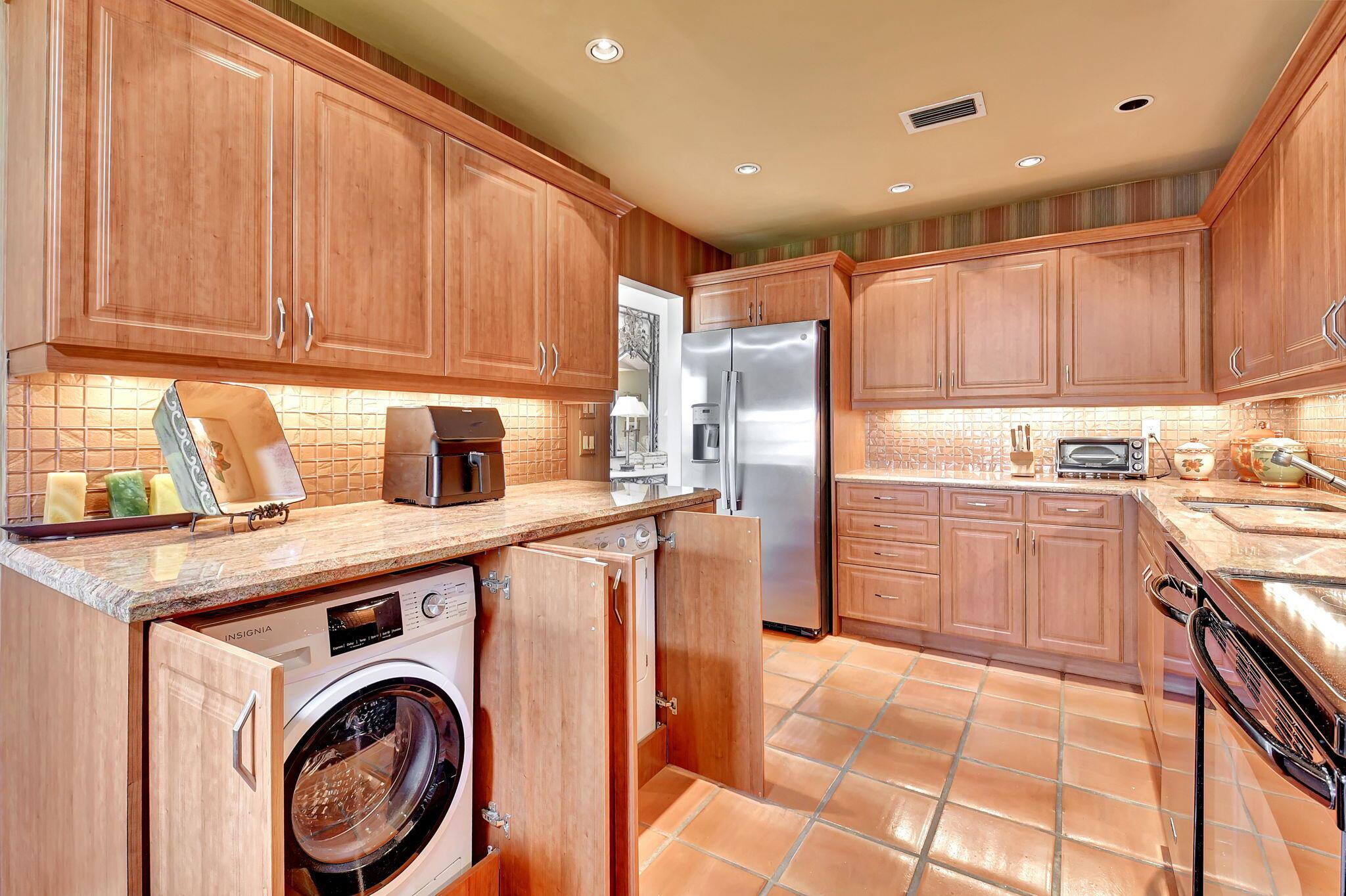 EASTGATE II AT HUNTERS RU - Residential