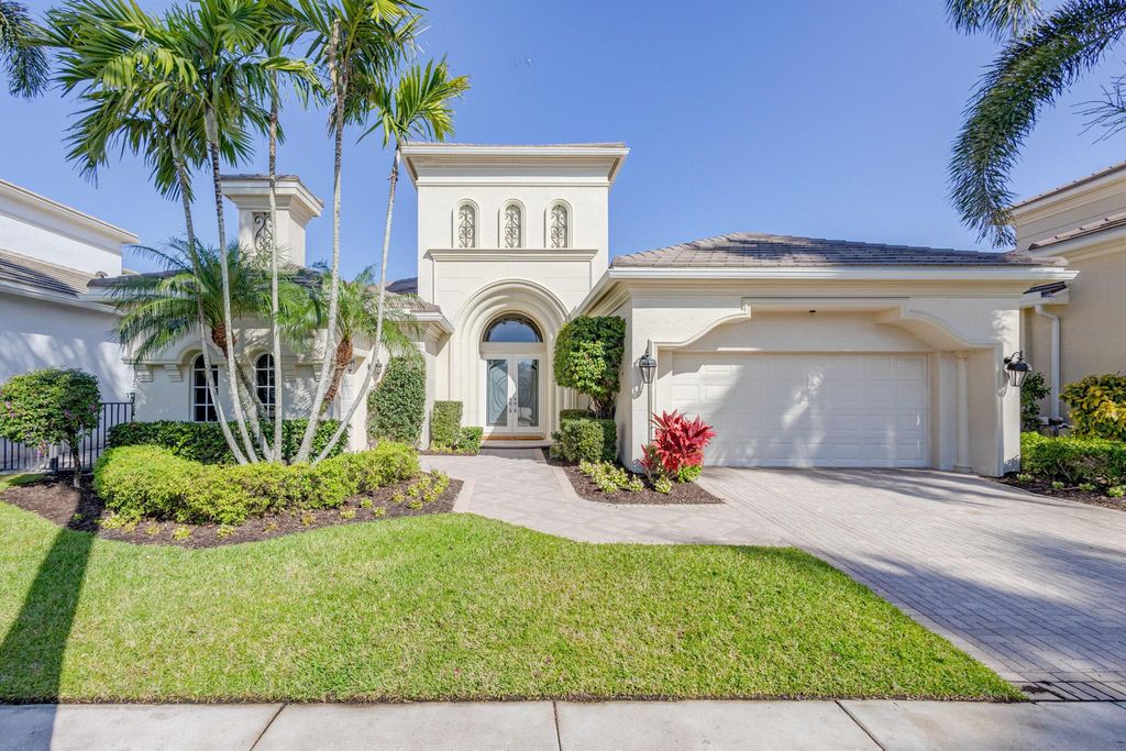 Photo of 141 Via Paradisio, Palm Beach Gardens, FL 33418 (MLS # R10970309)
