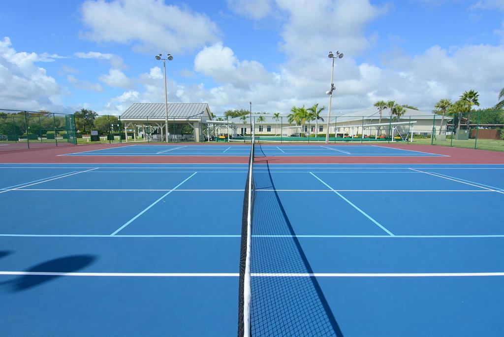 EAGLE'S RETREAT AT SAVANNA CLUB PHASE 2 - Residential