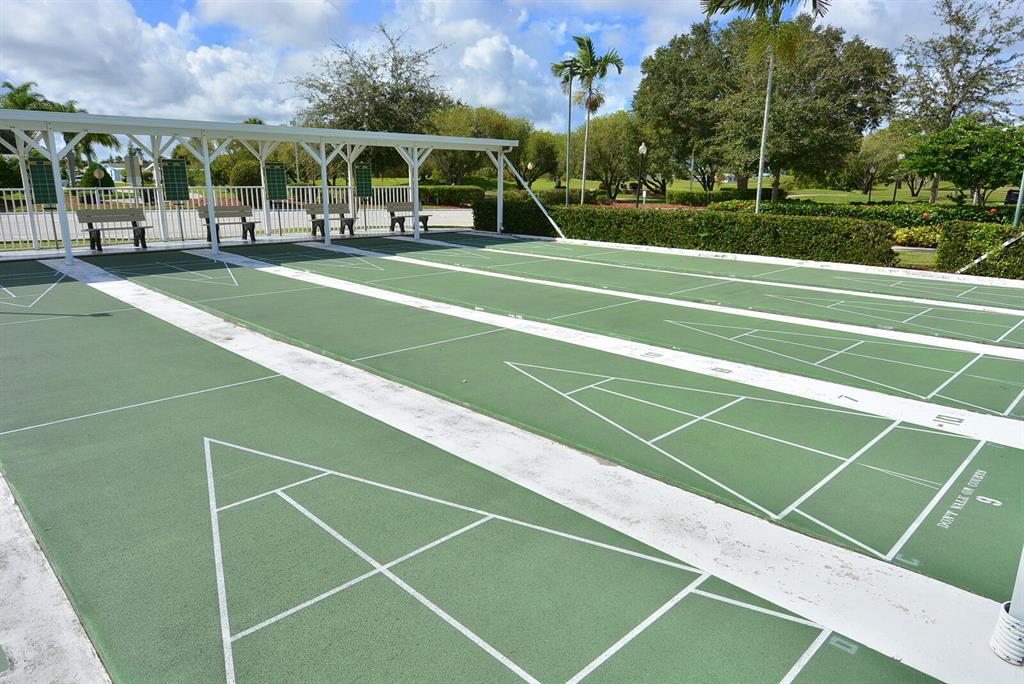 EAGLE'S RETREAT AT SAVANNA CLUB PHASE 2 - Residential