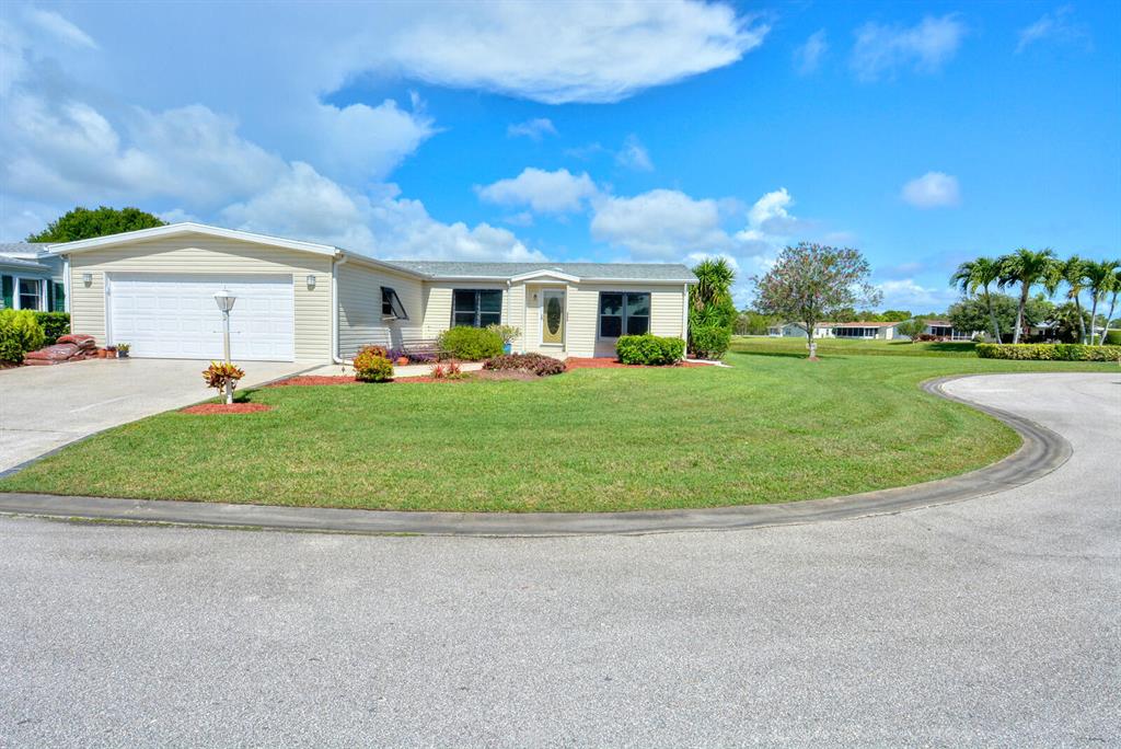 EAGLE'S RETREAT AT SAVANNA CLUB PHASE 2 - Residential