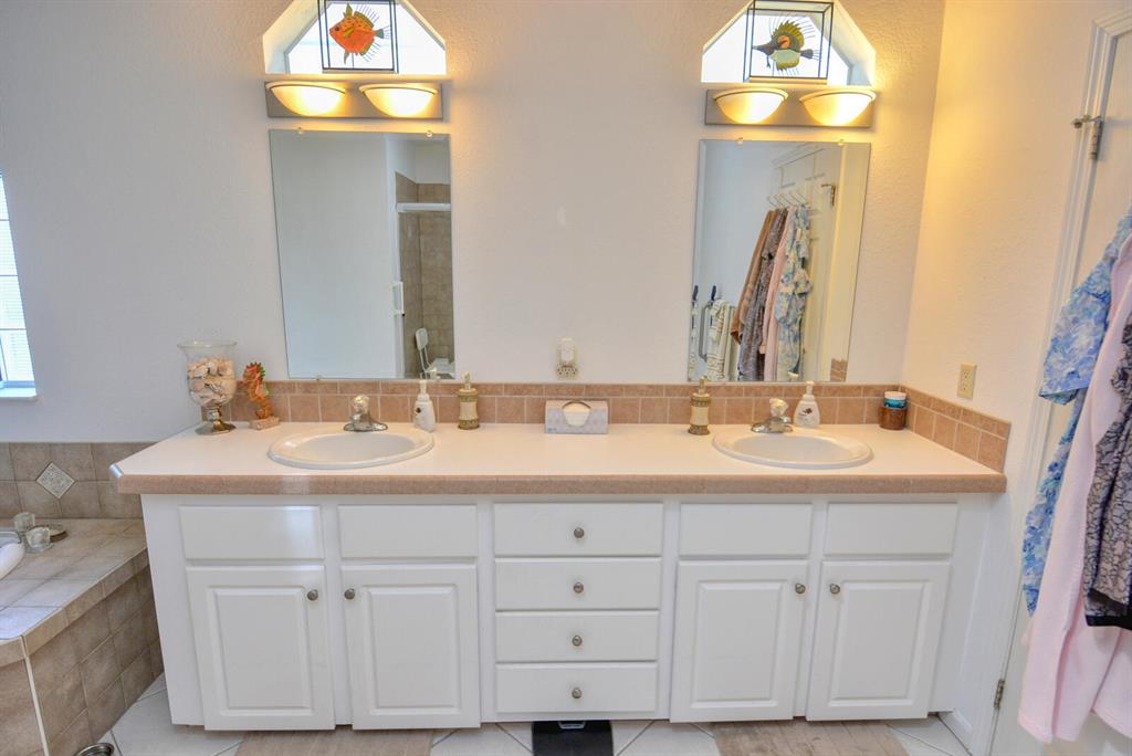 EAGLE'S RETREAT AT SAVANNA CLUB PHASE 2 - Residential