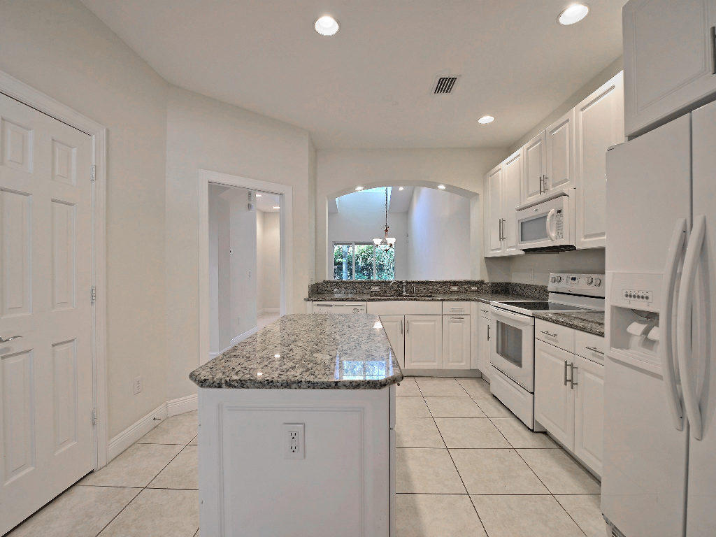 1645 Baseline Lane