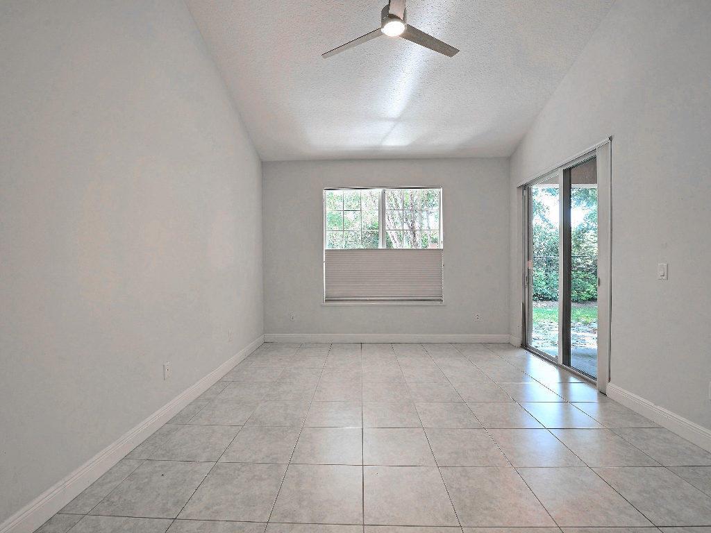 BOULEVARD VILLAGE & TENNI - Residential