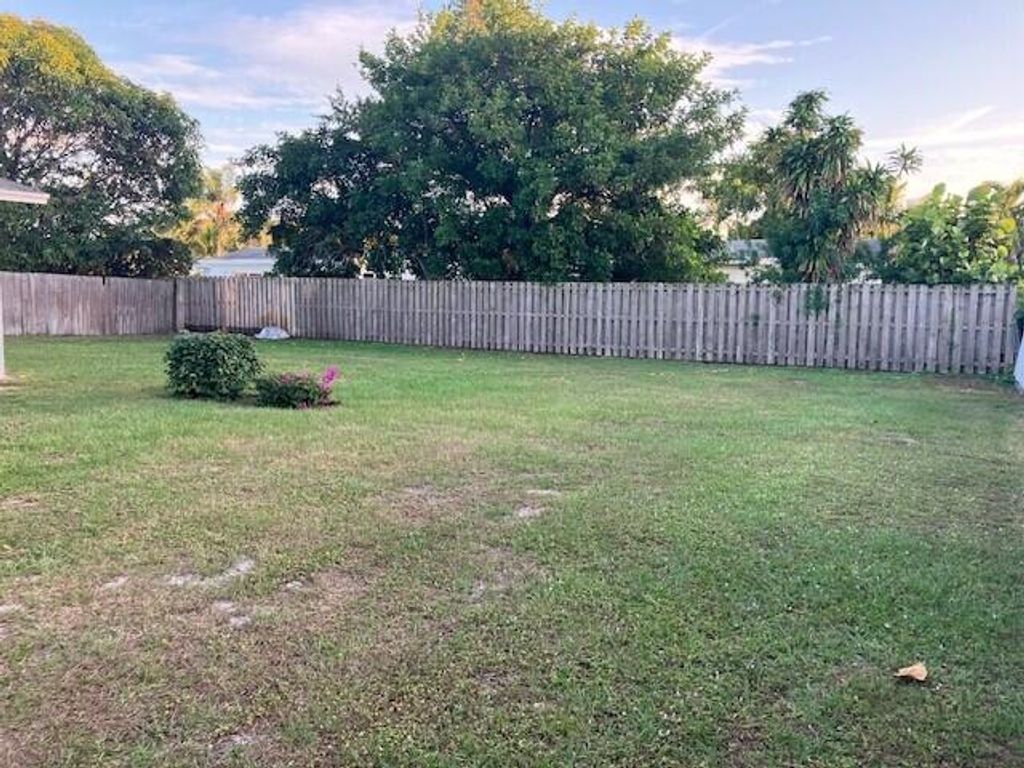 Photo of 1780 SW 9th Street, Boca Raton, FL 33486 (MLS # R11050196)