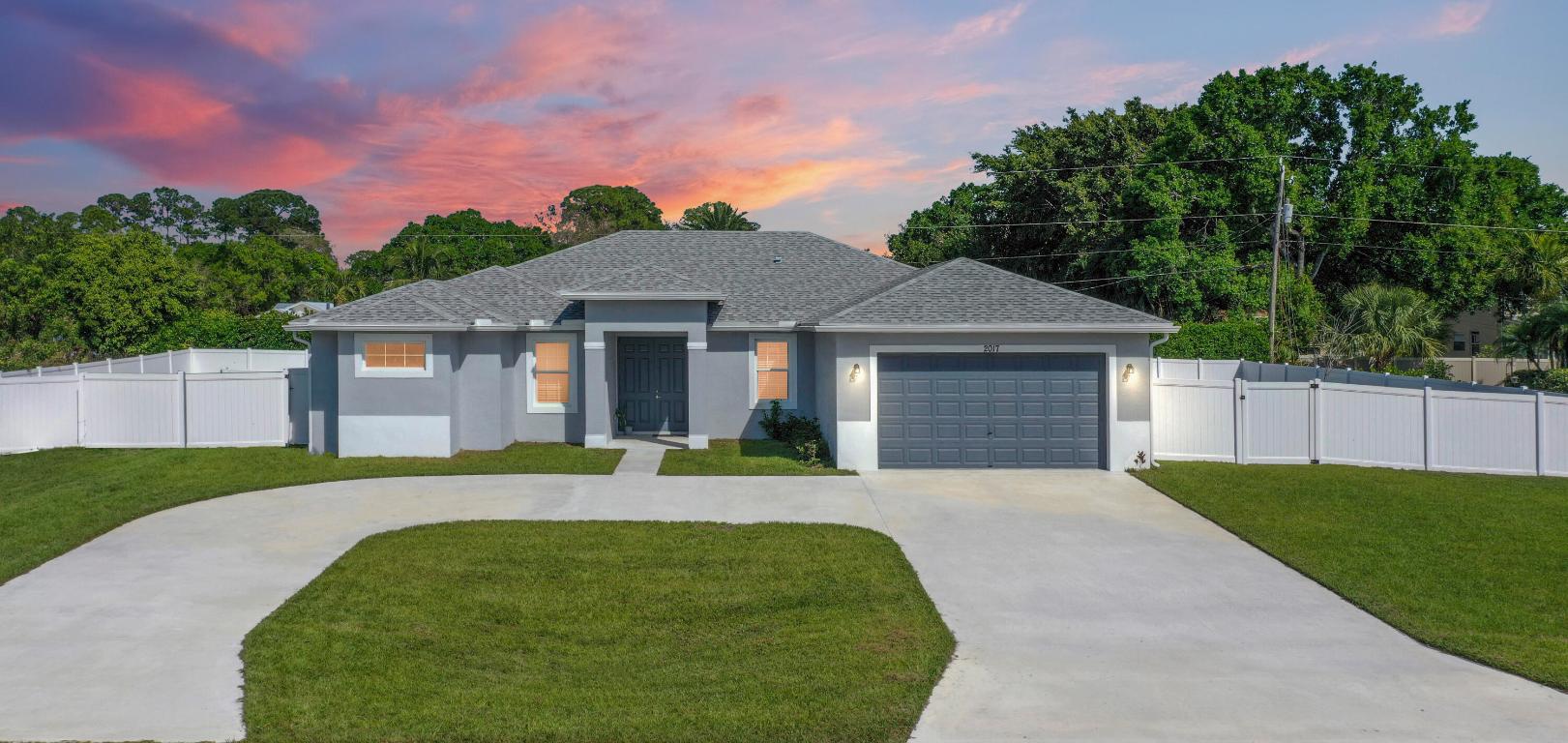 2017 SW Justison Avenue